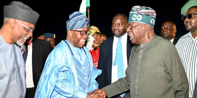 Tinubu ya dawo gida lafiya daga hutu