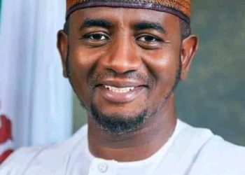 Kotu ta sa a tsare lauya da wasu mutum 4 a kurkuku saboda yi wa Sanatan Bauchi ɓatanci a TikTok