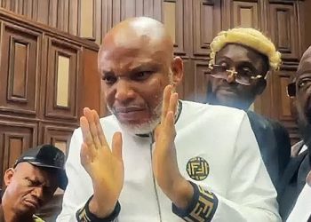 Kotu ta kama Nnamdi Kanu da laifin ta’addanci bayan ya ƙi kare kan sa