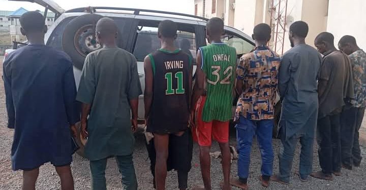 ’Yan sanda sun kama mutum takwas bisa zargin garkuwa da mutane, kuma sun ƙwato makamai a Nasarawa