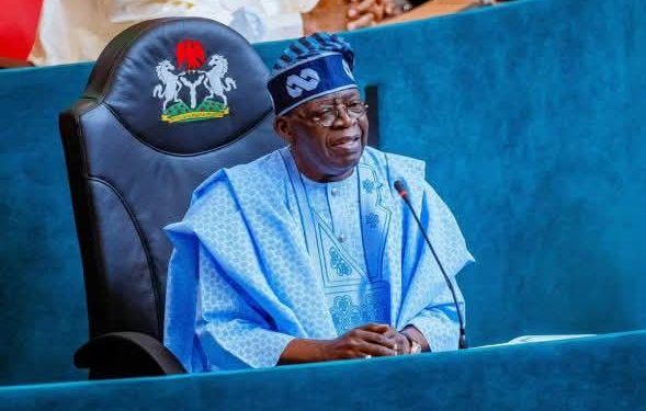 Cika shekara uku a mulki: Tinubu ya ce sauye-sauyen tattalin arziki sun fara haifar da ɗa mai ido