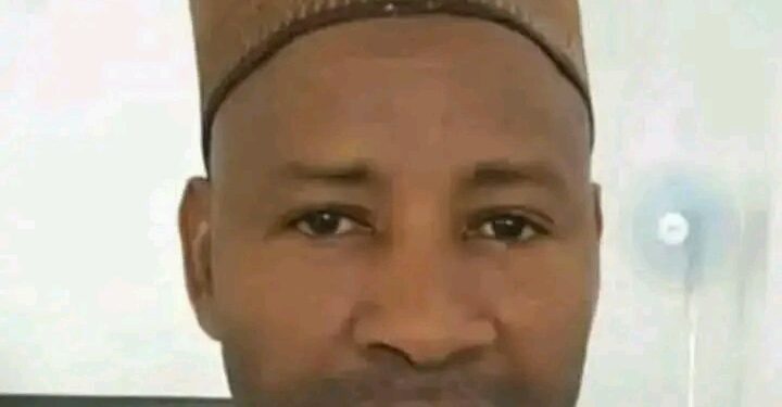 Fitaccen malamin makaranta kuma ɗan jarida Bashir Ashara ya rasu