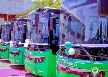 Gwamnatin Tarayya ta ƙaddamar da motocin gas da na lantarki don rage kuɗin sufuri a Kano