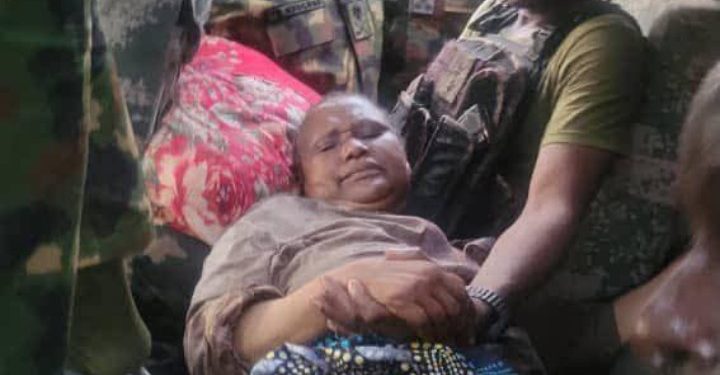 Yadda sojoji suka ceto matar mariganyi Janar Rabe Abubakar daga hannun ‘yan bindiga