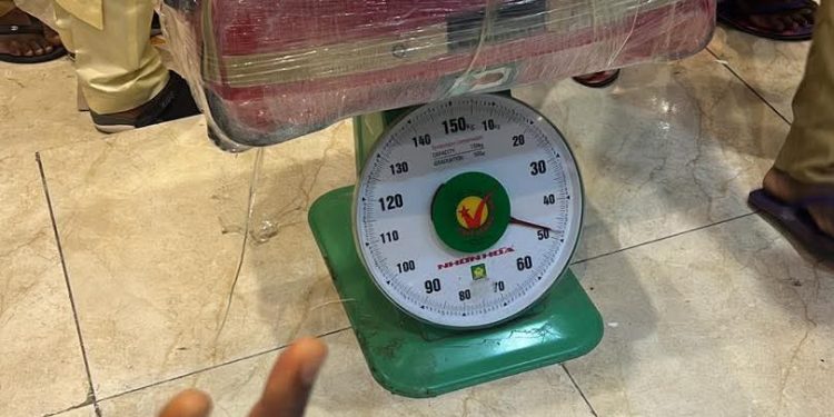 Umurnin hukuma ga mahajjata: Ku guji sanya ruwan Zamzam da sauran abubuwan da aka haramta a cikin kaya