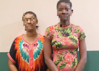 Wani mutum ya arce yayin da ’yan sanda suka kama matar sa da agolar sa kan damfarar soyayya ta naira miliyan 18