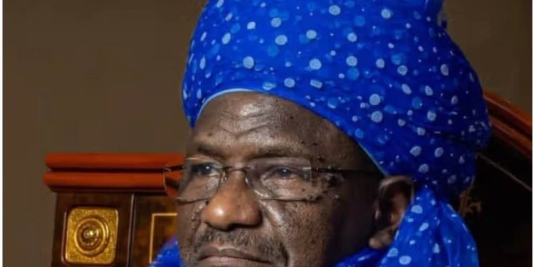 Sarkin Kano Sanusi zai naɗa tsohon Hafsan Sojin Sama Dikko Umar a matsayin Sarkin Fulanin Ja’idanawa ranar Juma’a